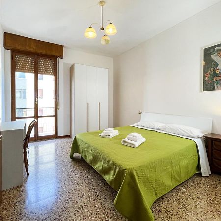Casa Gramsci - Affitti Brevi Italia Hotel Modena Eksteriør billede