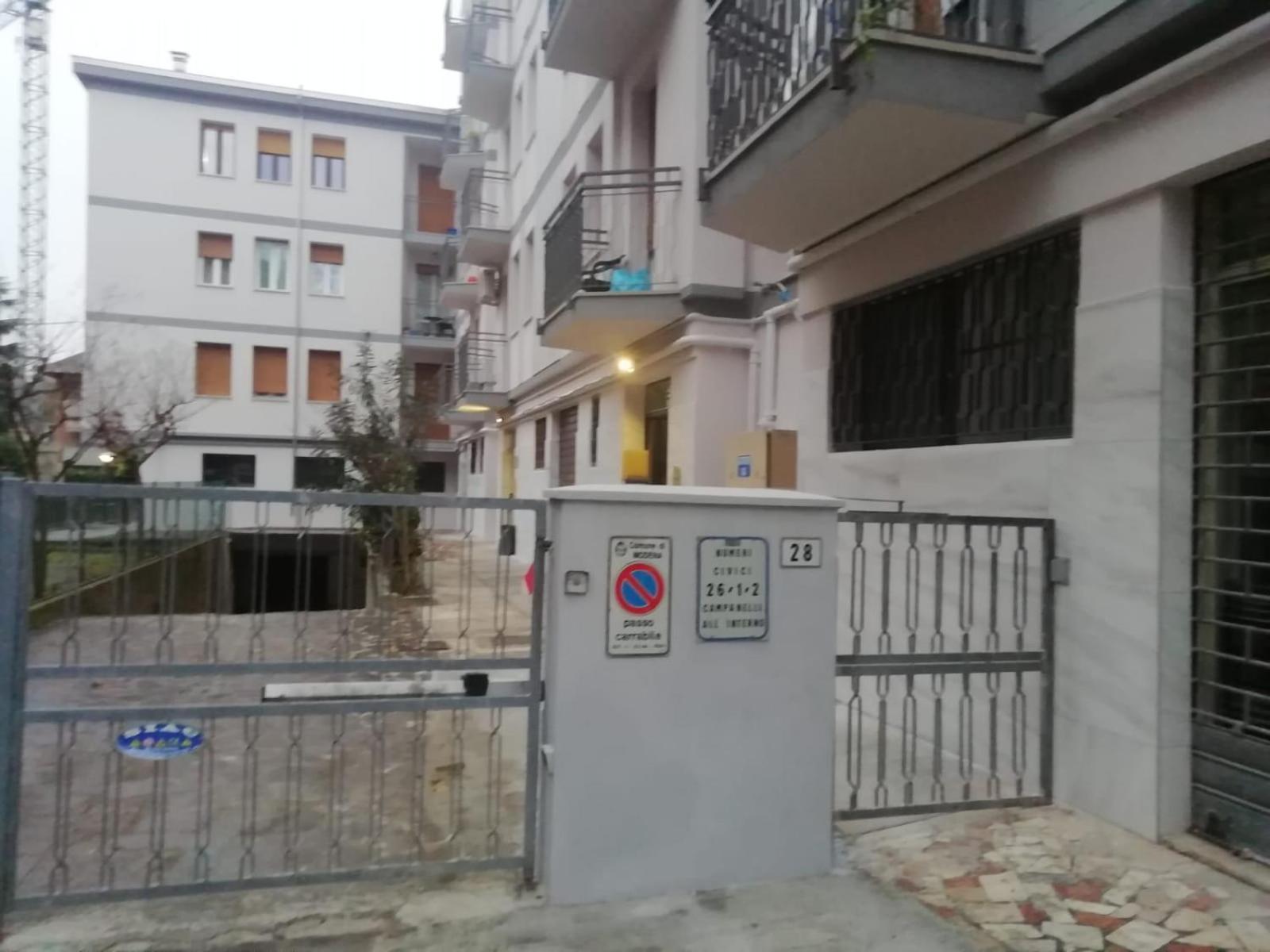 Casa Gramsci - Affitti Brevi Italia Hotel Modena Eksteriør billede
